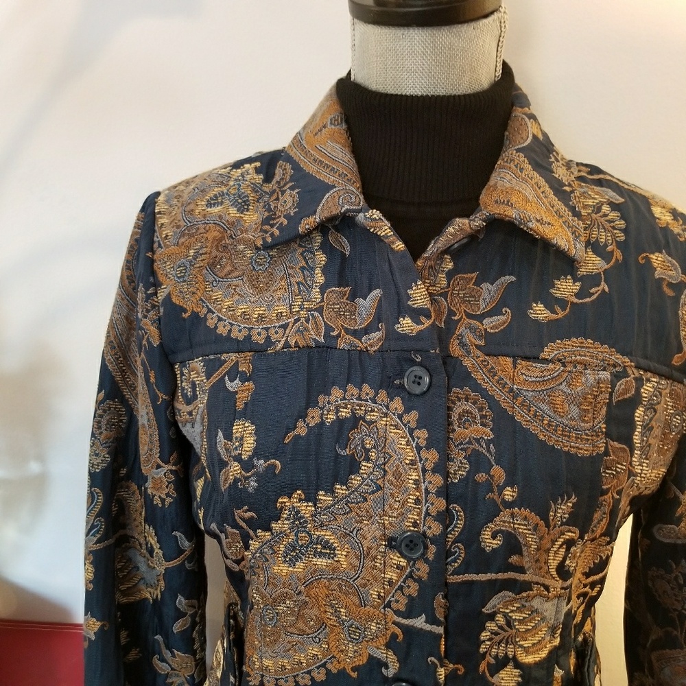 Jacket - Picture 2 of 5